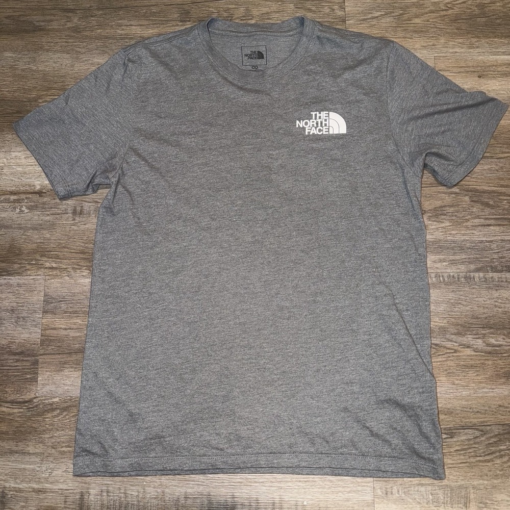 The North Face Shirt Mens M Never Stop Exploring Gray Navy White Logo Unisex